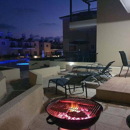 Sirena Sunrise, Apartment 4 Paphos Exterior photo